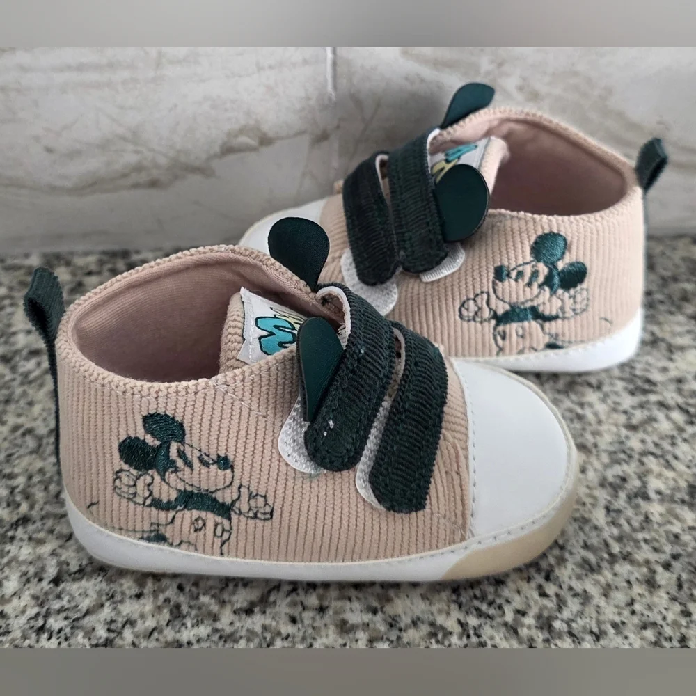 NWOT Primark Disney Baby Mickey Mouse Ears Shoes Beige Green 9-12 Months
